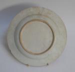 CHINE Compagnie des Indes
Assiette ronde creuse en porcelaine à décor...