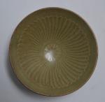 CHINE
Coupe ronde en porcelaine à décor céladon
H.: 5 cm D.:...