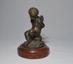 d'après Louis KLEY (1833-1911)
L'amour enchainé
Bronze signé, présenté sur un socle...