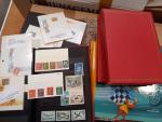 Dans 7 cartons, ensemble de timbres de France, neufs pour...