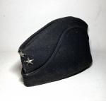 Bonnet de police, modèle 1891, en drap noir, à trois...