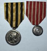 France Lot de 2 médailles : Campagne d'Italie 1859, 1/2...