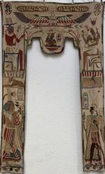 Deux TISSUS BRODES formant dais et tenture à décor égyptien
265...