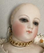 Poupée mannequin Fernand Gaultier, tête porcelaine marquée en creux "O"...