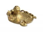Albert MARIONNET (1852-1910)
Encrier en bronze doré à décor de mûres,...
