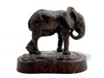 René PARIS (1881-1970)
Eléphant d'Afrique
Bronze patiné, signé, sur un socle en...