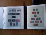 France, dans 3 albums pré-imprimés Lindner, collection de timbres neufs...