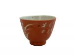 CHINE
Coupe ronde en porcelaine à décor rouge
H.: 5.1 cm D.:...