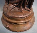 Albert CARRIER BELLEUSE (1824-1887)
La liseuse
Bronze signé à patine médaille
H. :...