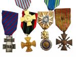 France Lot de 6 décorations : Médaille militaire, Mérite maritime,...
