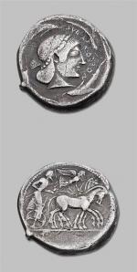 SICILE : Syracuse (485-450 av. J.-C.)
Tétradrachme. 17 g.
Tête d'Aréthuse à droite.R/...
