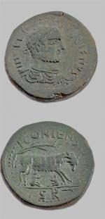 GALLIEN (253-268)
Grand bronze colonial. Lycaonie.
Son buste à droite. R/ La...