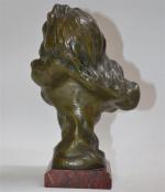 Emmanuel VILLANIS (1858-1914)
Rêve
Bronze patiné, signé, titré et cachet "Société des...