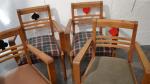 ANNEES 40
Suite de quatre fauteuils de bridge en bois naturel,...