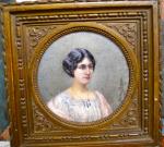 Henriette DORBEC-CHARVOT (1867-?)
Portrait de femme
Pastel signé Dorbec Charvot 
D. :...