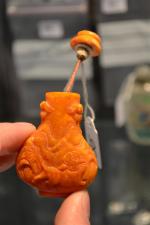 Flacon tabatière orange
Bouchon
H: 6,5 cm