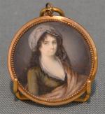ECOLE FRANCAISE
Portrait d'orientale au turban
Miniature ronde signée "Brunsdiweil" et datée...