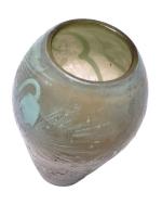GALLE
Vase en verre multicouche à décor turquoise dégagé à l'acide...