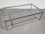 ANNEES 1980
Table basse rectangulaire en métal chromé, plateau de verre
H.:...