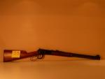 Carabine de marque Winchester 
Modèle : 94 rangers 
Calibre 30 30
Crosse...