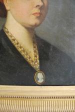 ECOLE FRANCAISE
Portrait de femme au camée
Huile sur toile, 46 x...