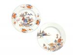 CHINE
Deux assiettes rondes en porcelaine à décor Imari
XVIIIème
D.: 23 cm...