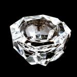 BACCARAT
Cendrier octogonal en cristal
H.: 6.2 cm (dans une boite)