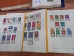 ISRAEL, dans 3 albums, collection de timbres neufs et oblitérés,...