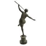Lucien Charles Edouard ALLIOT (1877-1967)
Danseuse à la flûte
Bronze patiné, signé...