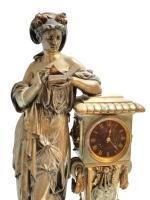 GARNITURE DE CHEMINEE en bronze et marbre griotte comprenant une...