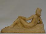 Lucien GIBERT (1904-1988)
Femme nue allongée, circa 1940-1950.
Sculpture en plâtre, signée
H.:...