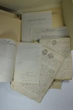 Dossiers d'archives sur divers membres de la famille Corvisart des...