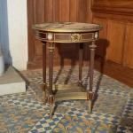 attribué à François LINKE (1855-1946)
Table de salon de forme ovale...