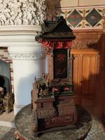 ASIE
Autel bouddhique en bois exotique sculpté et mouluré richement sculpté...