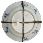 CHINE
Plat rond en porcelaine à décor bleu blanc
XIXème
D.: 36 cm...