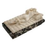 ECOLE ITALIENNE du XIXème
Hermaphrodite
Groupe en marbre blanc, présenté sur une...