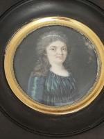 ECOLE FRANCAISE du XIXème
Portrait de dame
Miniature à vue ronde
D.: 6.5...