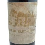 1B Château HAUT-BRION (1er Grand cru classé), 1944 (étiquette abimée,...