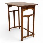 Louis MAJORELLE (1859-1926)
Table gigogne un élément en bois naturel, bois...
