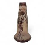 D'ARGYL
Fushias
Vase en verre multicouche, signé
H.: 35 cm