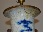 CHINE Nankin
Paire de vases en porcelaine craquelée à décor de...