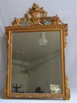 Grande GLACE en bois sculpté, peint et doré
Style Louis XVI
H.:...