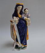 QUIMPER Henriot
Sujet en faïence vernissée représentant une Vierge à l'Enfant
H.:...