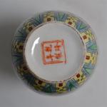 CHINE
Vase en porcelaine à décor de personnages et chevaux
H.: 21...