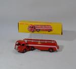 Dinky Toys France - Panhard "ESSO", ref 576, roues concaves,...