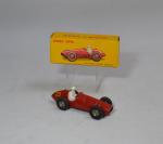 Dinky Toys France - Ferrari auto course, état d'usage en...