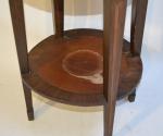 TABLE DE SALON de forme tambour en bois naturel et...
