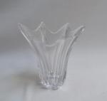 DAUM France
Vase en cristal, signé
H.: 23 cm