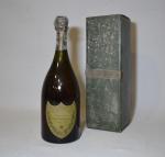 1 bouteille de DOM PERIGNON, 1971 (dans étui abimé)