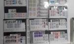 Collection de timbres non dentelés de France neufs en blocs...